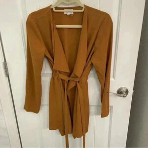 Have Los Angeles wrap jacket